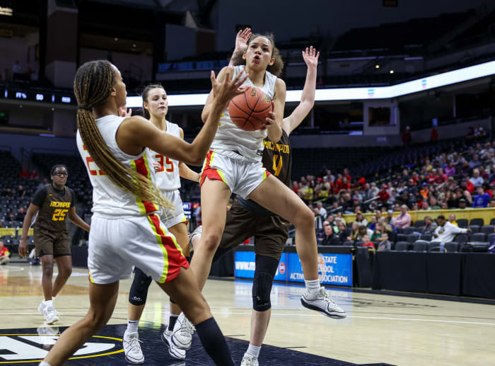 Incarnate Word Kickapoo Missouri girls basketball March 16 2024 David Smith 27588